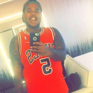 Meet your Posher, Ethan